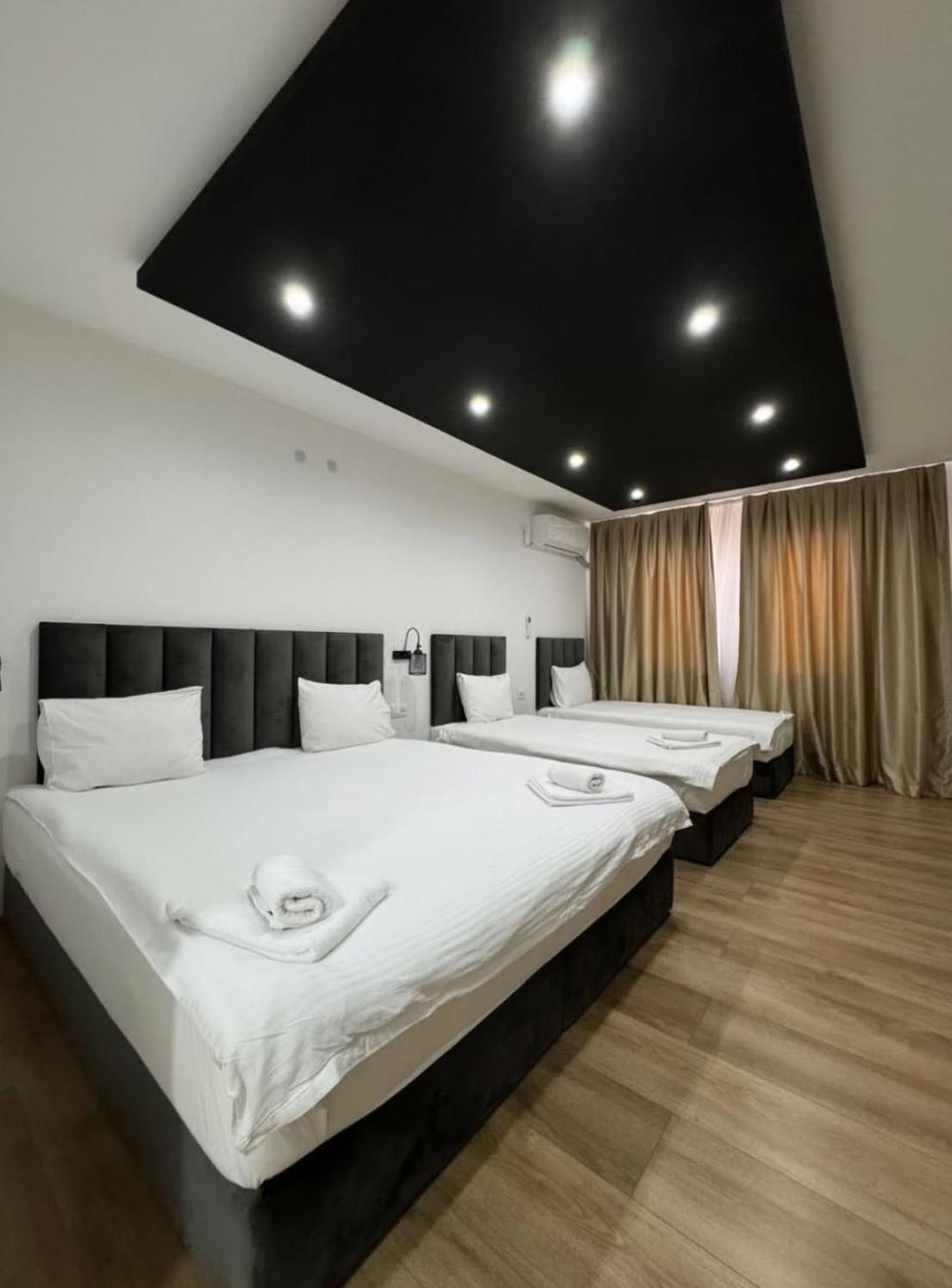 Hotel Beograd Struga Bagian luar foto